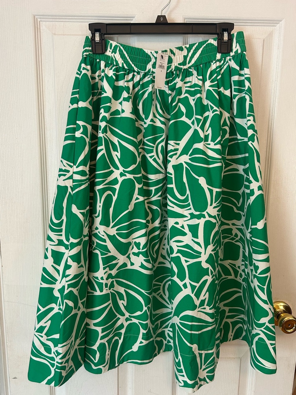 NWT Banana Republic Green & White Floral Midi Skirt A Line Flounce Elastic Waist